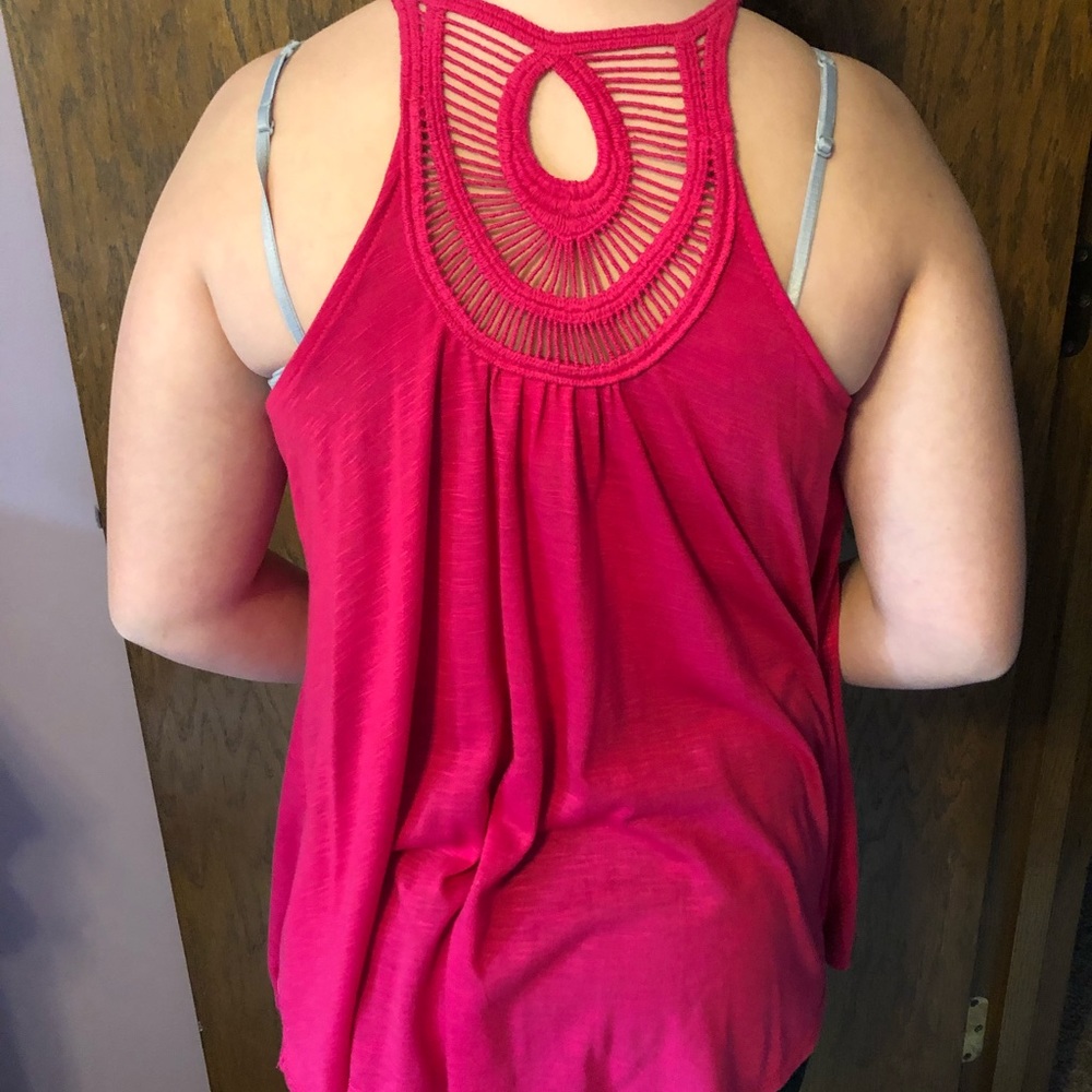 Pink tank top